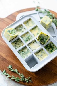 how to freeze herbs