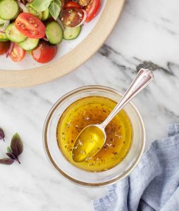 how to make gyro salad dressing
