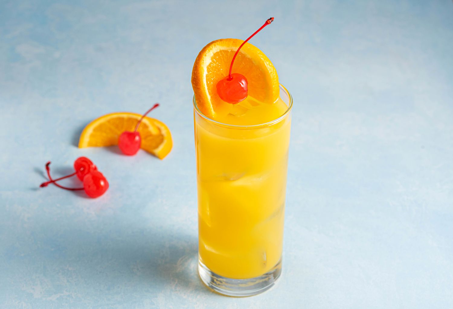 what's in a harvey wallbanger