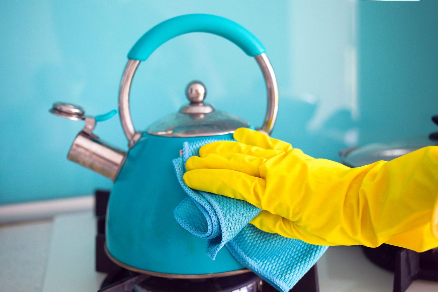how to clean a tea kettle