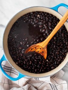 how to prepare dried black beans