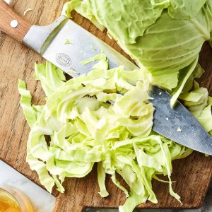 how to cut cabbage