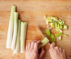 how do you prepare and cook leeks