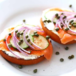 what is lox and bagels