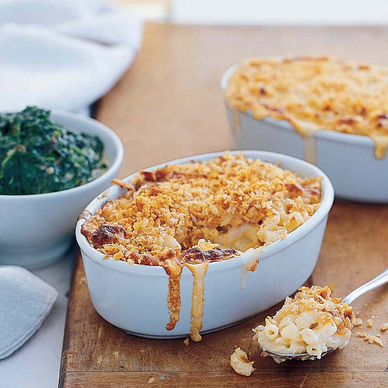 what 3 cheeses go well together for mac and cheese
