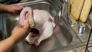 how to clean a turkey