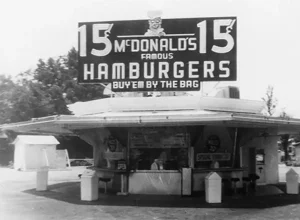 what was the first fast food restaurant