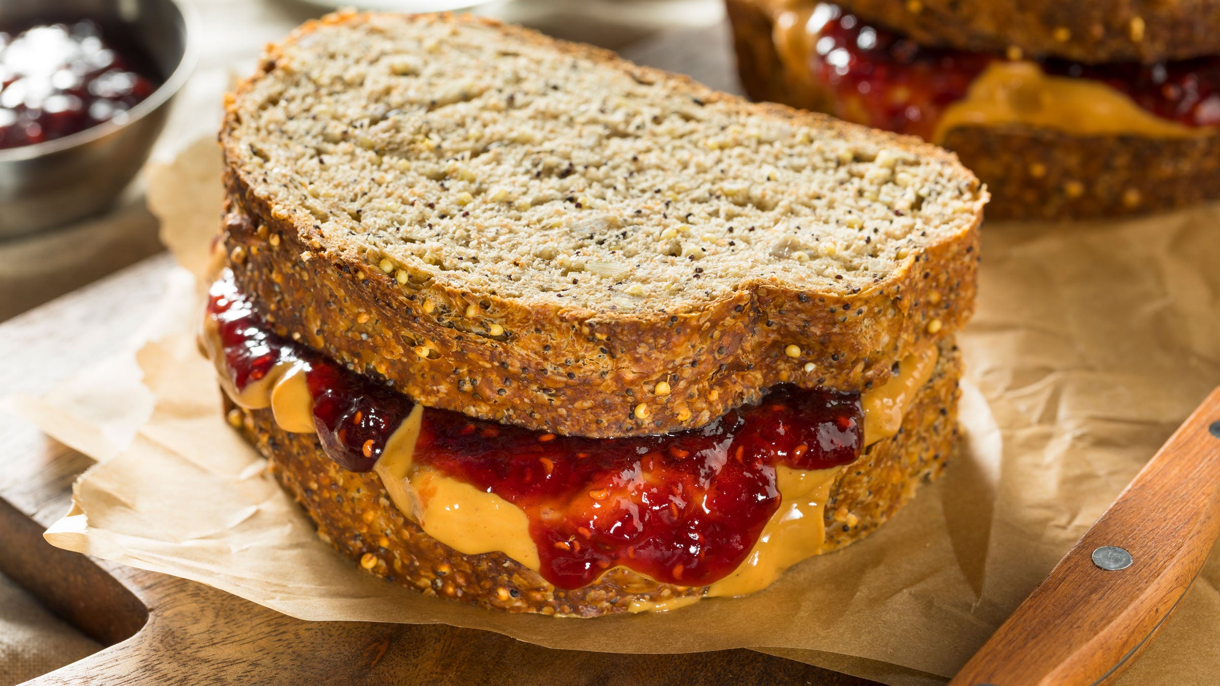 how many calories in a pb and j