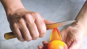 how to eat peaches