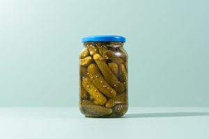 why do pregnant women crave pickles
