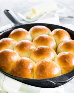 how to make yeast rolls