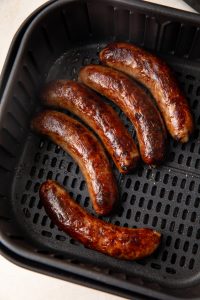 how long to cook sausage in air fryer