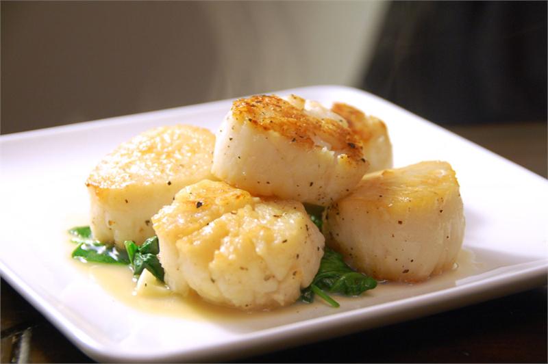 how many scallops in a pound