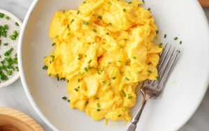 how to make scrambled eggs