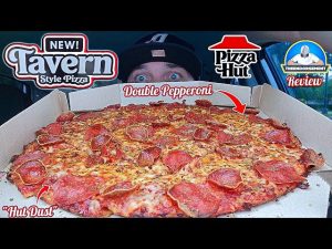 how is pizza hut tavern pizza