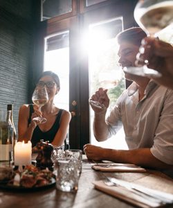 how long can you stay at a restuarant