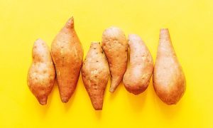 how many sweet potatoes in a pound