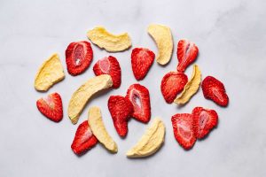 how do you freeze dry fruit