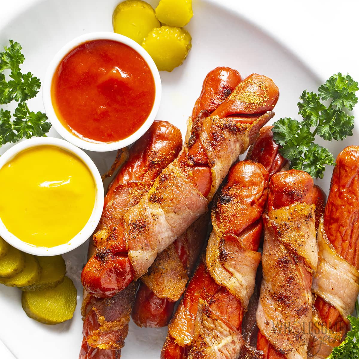 How to Make Bacon Wrapped Hot Dogs: Fried, Low Carb & Classic Recipes