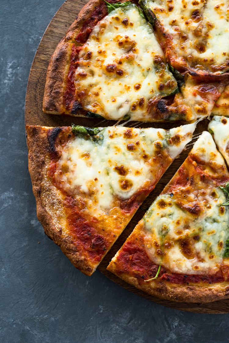 Keto Pizza: What is Keto Pizza Made Of? Discover Ingredients & More!
