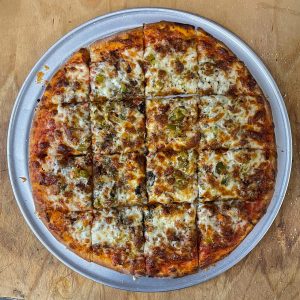 What is Tavern Style Pizza? Dive into Chicago’s Crispy Delight