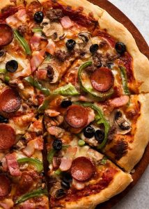 What Toppings Go Best on Pizza: Explore Classic and Creative Ideas