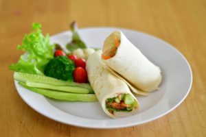 Can you make a healthy low calorie chopped sandwich wrap?