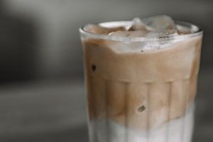 Can you make an iced cracked latte with oat milk?