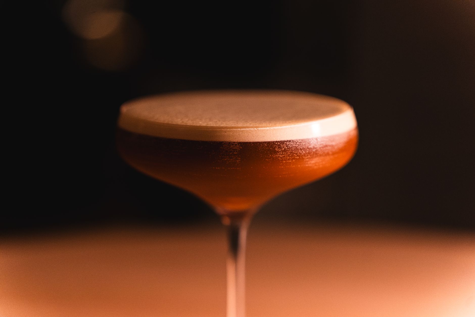 What kind of cocktail glasses are proper for serving a classic boulevardier drink?