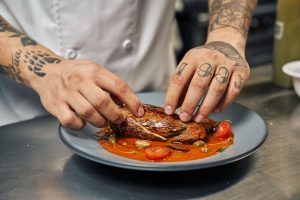 How to use color theory in food plating to make home-cooked meals look like a 5-star restaurant?