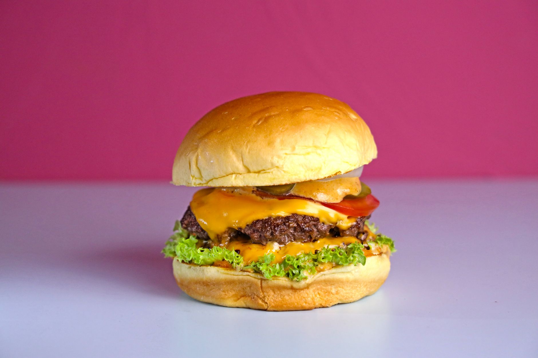 The American Burger Renaissance: Why Premium Beef Burgers Are Taking Over Las Vegas