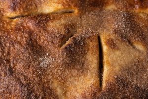 What is the easiest way to make a flaky pie crust completely by hand?