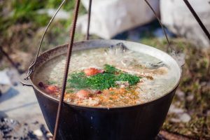 How to rescue a burnt pot of food without transferring the smoky taste?